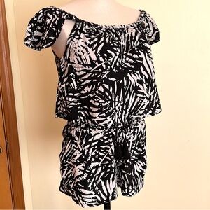 Aerie 2 piece top and shorts set size XS